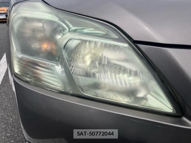 Toyota PREMIO 2012-06 8101227-8
