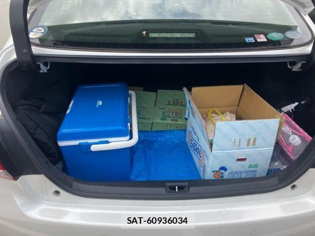 Toyota PREMIO 2017-09 8101225-13