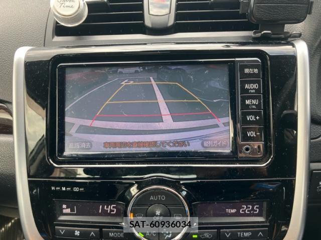 Toyota PREMIO 2017-09 8101225-18