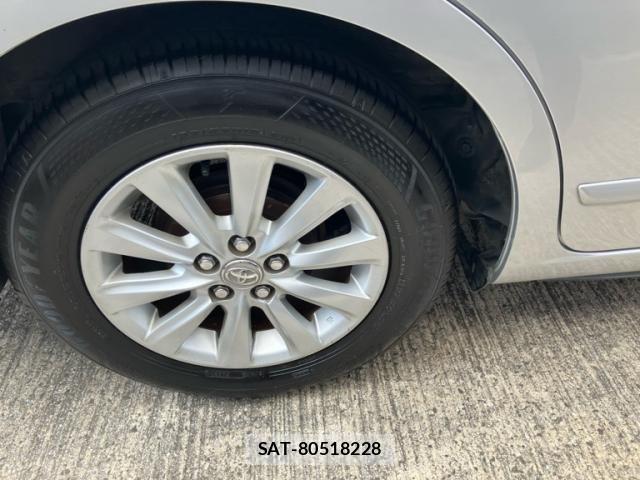 Toyota PREMIO 2011-08 8131916-6