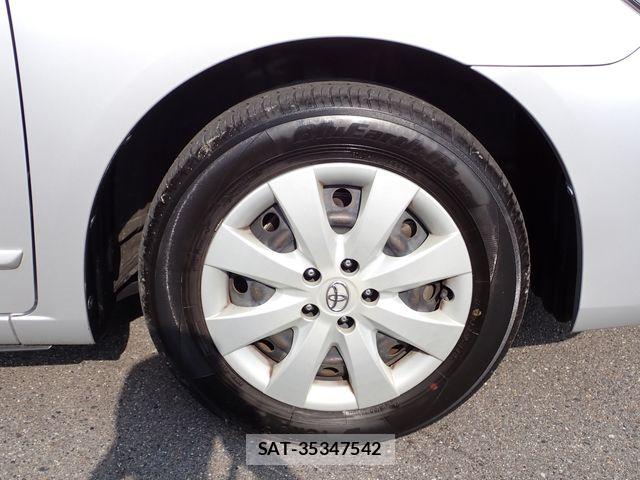 Toyota PREMIO 2018-05 8159016-19