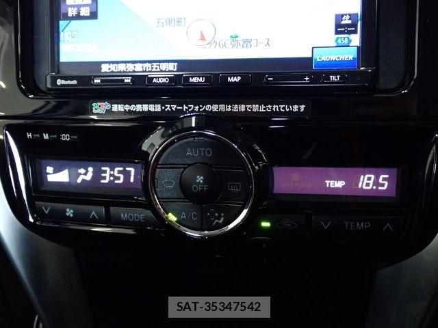 Toyota PREMIO 2018-05 8159016-8