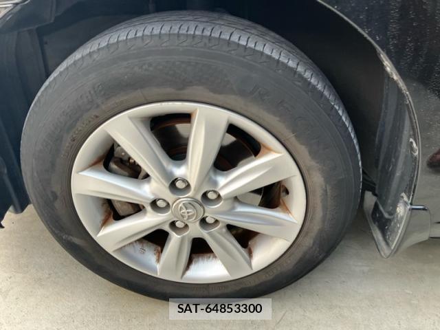 Toyota PREMIO 2016-07 8246348-9