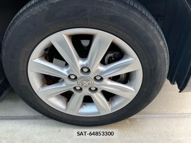 Toyota PREMIO 2016-07 8246348-6