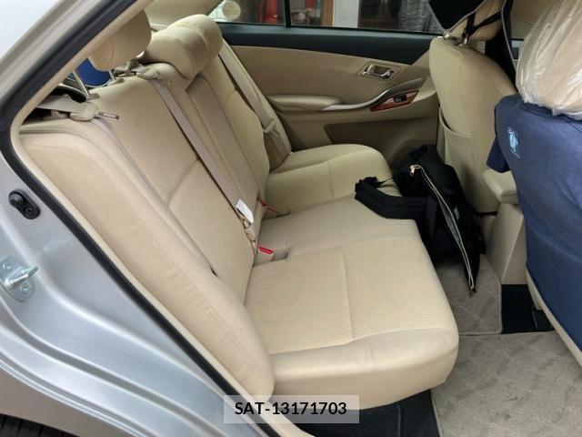 Toyota PREMIO 2016-09 8316410-14