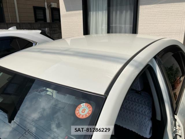 Toyota PREMIO 2016-11 8316409-10