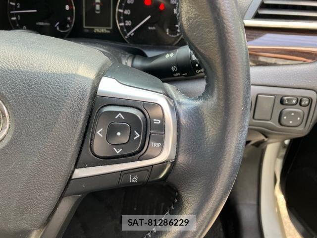 Toyota PREMIO 2016-11 8316409-14