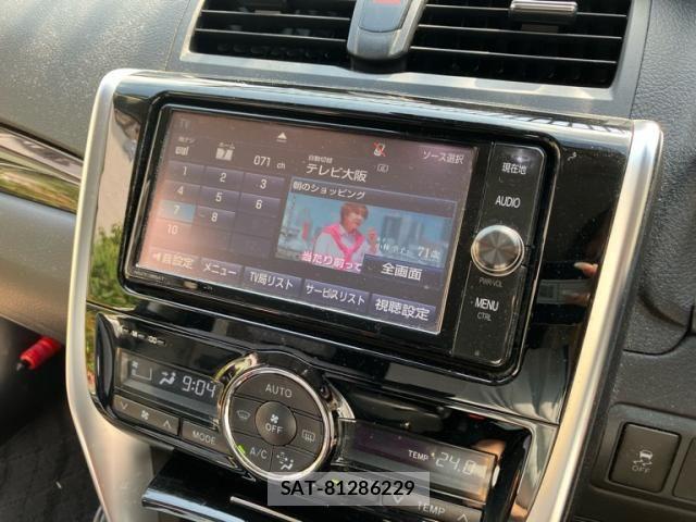 Toyota PREMIO 2016-11 8316409-20