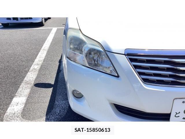 Toyota PREMIO 2010-02 8337403-12