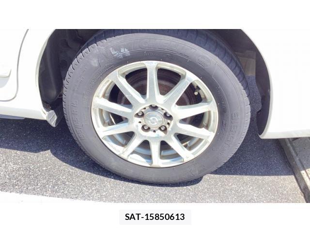 Toyota PREMIO 2010-02 8337403-3