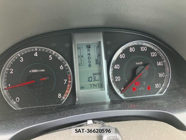 Toyota PREMIO 2011-08 8414407-22