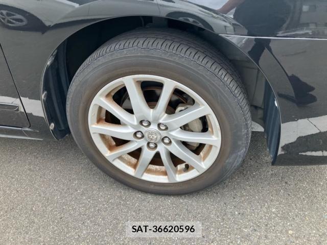 Toyota PREMIO 2011-08 8414407-3