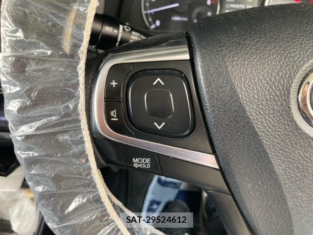 Toyota PREMIO 2016-09 8414404-18