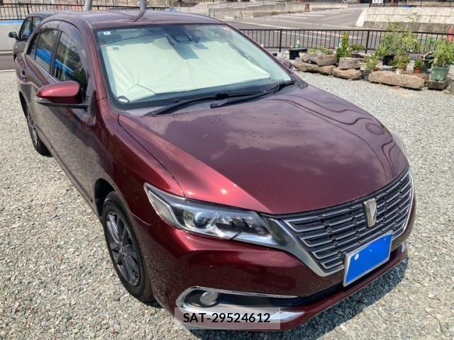 Toyota PREMIO 2016-09 8414404-1