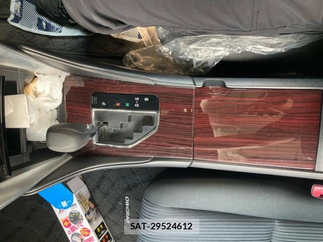 Toyota PREMIO 2016-09 8414404-20
