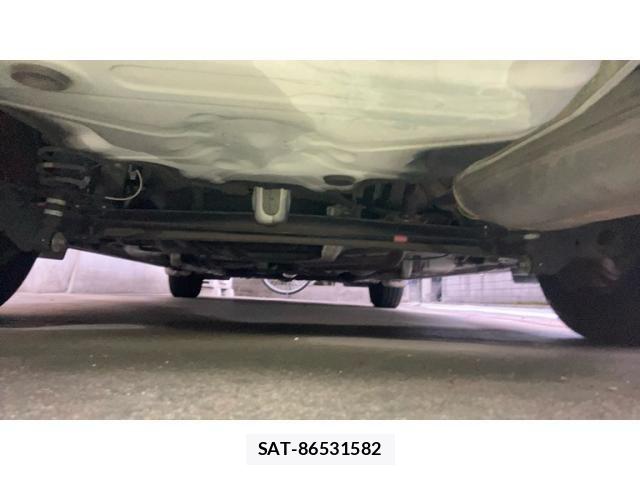 Toyota PREMIO 2006-03 8414408-29