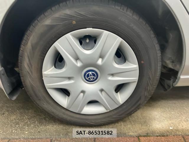 Toyota PREMIO 2006-03 8414408-7