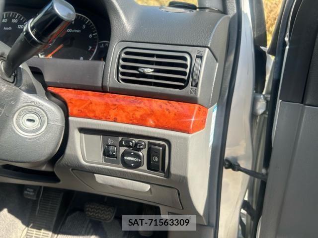 Toyota PREMIO 2005-02 8414411-9