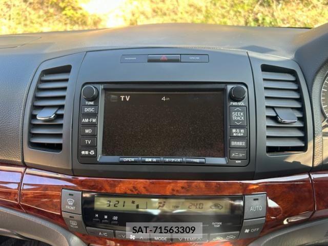 Toyota PREMIO 2005-02 8414411-13