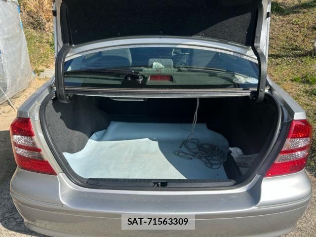 Toyota PREMIO 2005-02 8414411-20