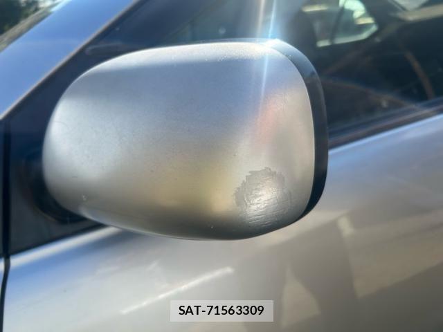 Toyota PREMIO 2005-02 8414411-23
