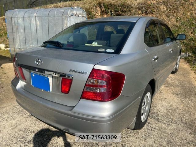 Toyota PREMIO 2005-02 8414411-2