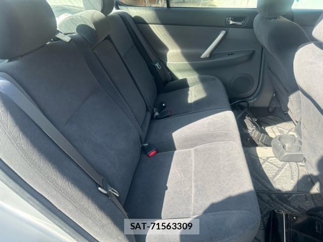 Toyota PREMIO 2005-02 8414411-7