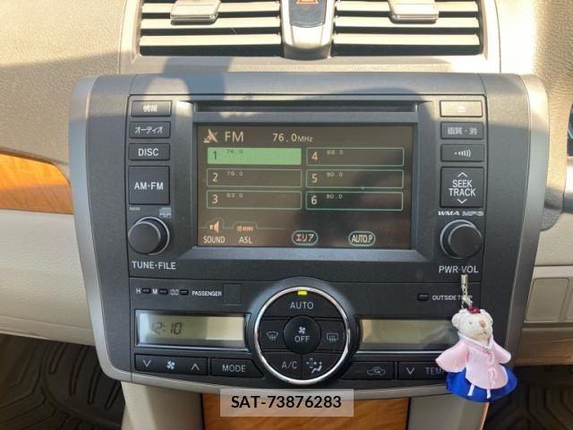 Toyota PREMIO 2008-09 8458204-14