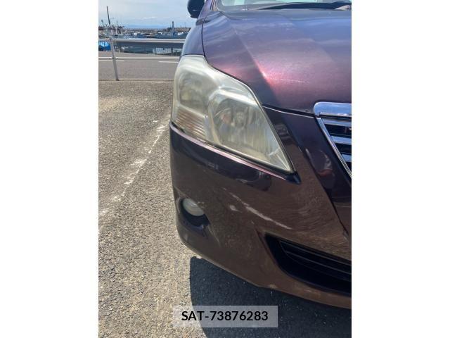 Toyota PREMIO 2008-09 8458204-4
