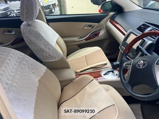 Toyota PREMIO 2015-10 8458202-10