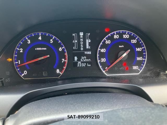 Toyota PREMIO 2015-10 8458202-13