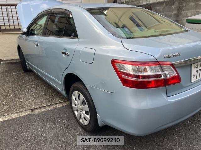 Toyota PREMIO 2015-10 8458202-3