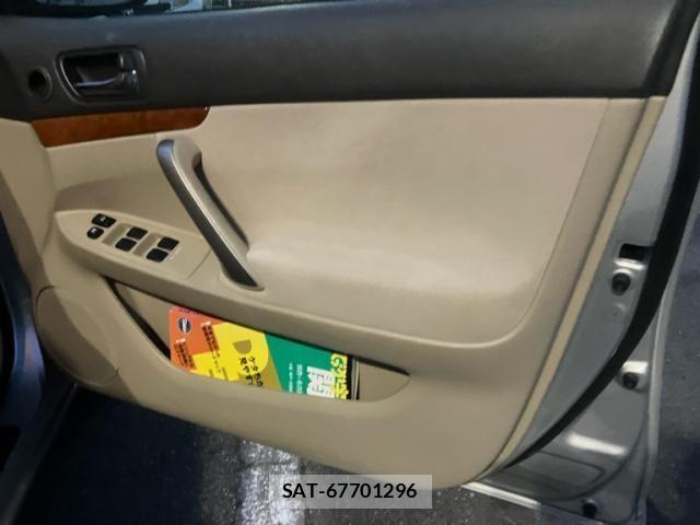 Toyota PREMIO 2005-08 8458203-10