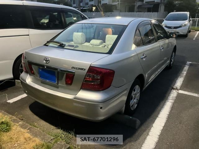 Toyota PREMIO 2005-08 8458203-2