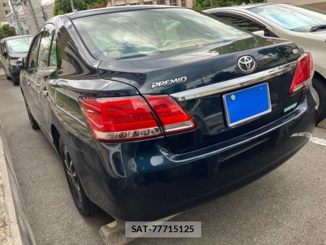 Toyota PREMIO 2017-12 8458201-2