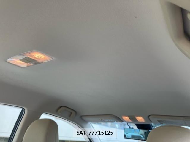 Toyota PREMIO 2017-12 8458201-7