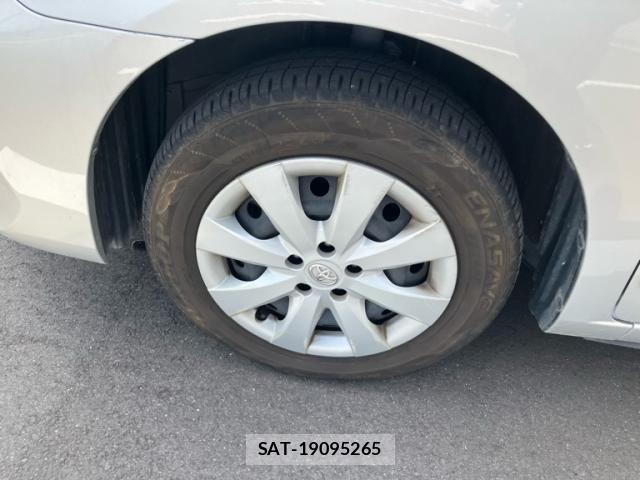 Toyota PREMIO 2020-02 8628381-9