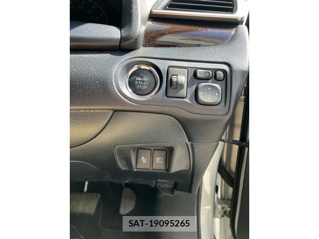 Toyota PREMIO 2020-02 8628381-14