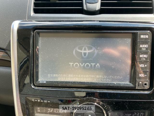 Toyota PREMIO 2020-02 8628381-21