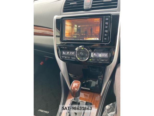 Toyota PREMIO 2018-08 8660991-11