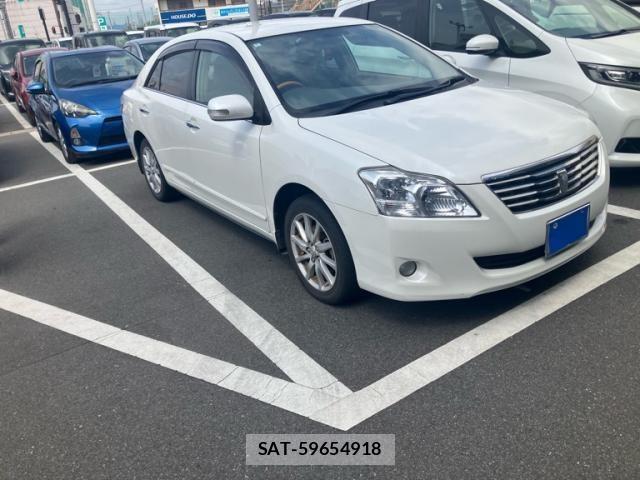 Toyota PREMIO 2008-09 8660989-1