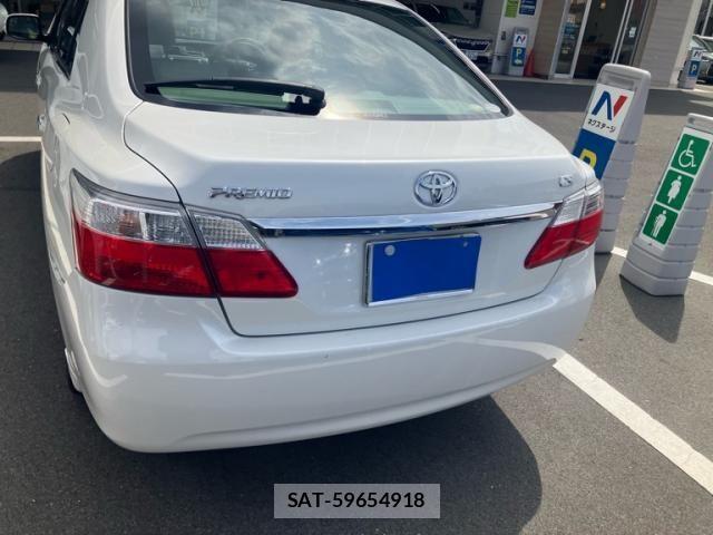 Toyota PREMIO 2008-09 8660989-3
