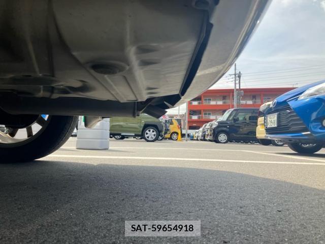 Toyota PREMIO 2008-09 8660989-5