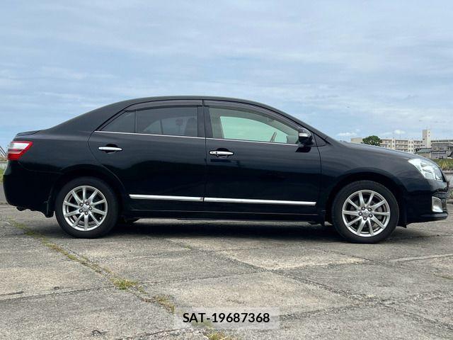 Toyota PREMIO 2012-08 8686294-9