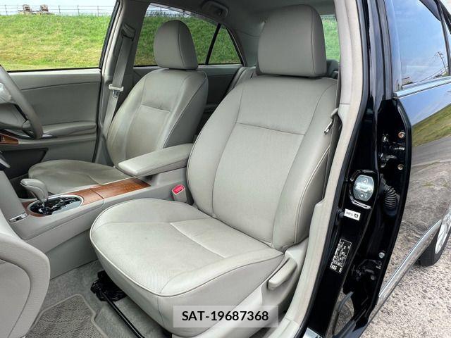 Toyota PREMIO 2012-08 8686294-19