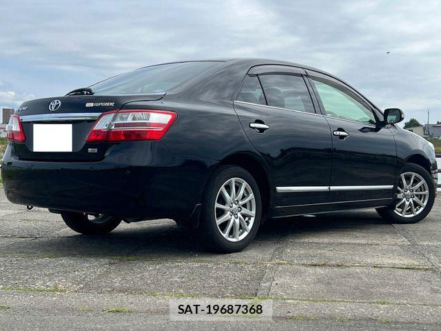 Toyota PREMIO 2012-08 8686294-4