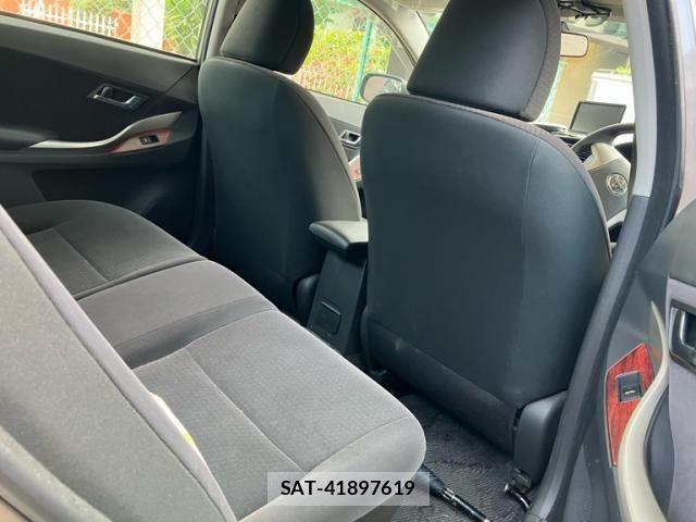 Toyota PREMIO 2010-08 8686293-9