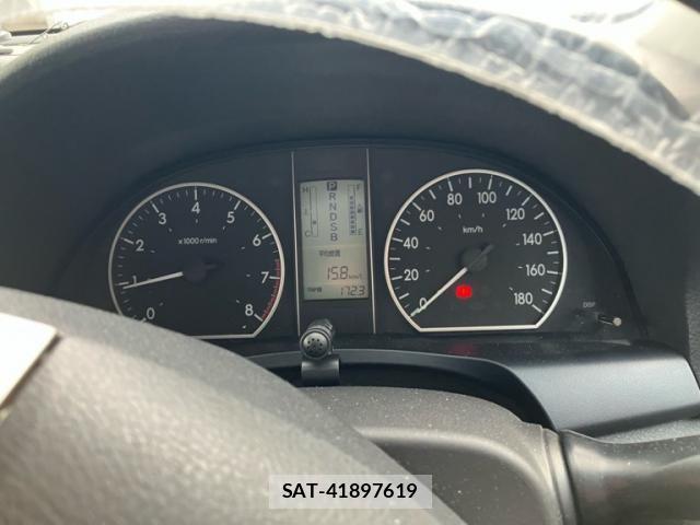 Toyota PREMIO 2010-08 8686293-19