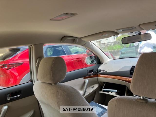 Toyota PREMIO 2005-02 8745233-17
