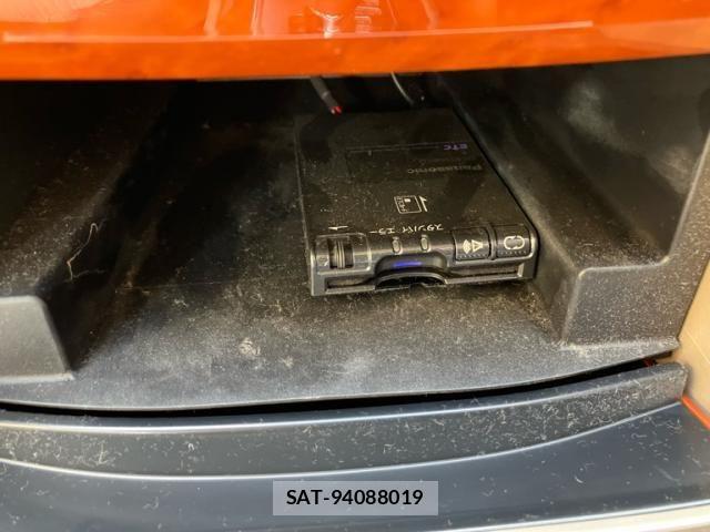 Toyota PREMIO 2005-02 8745233-23